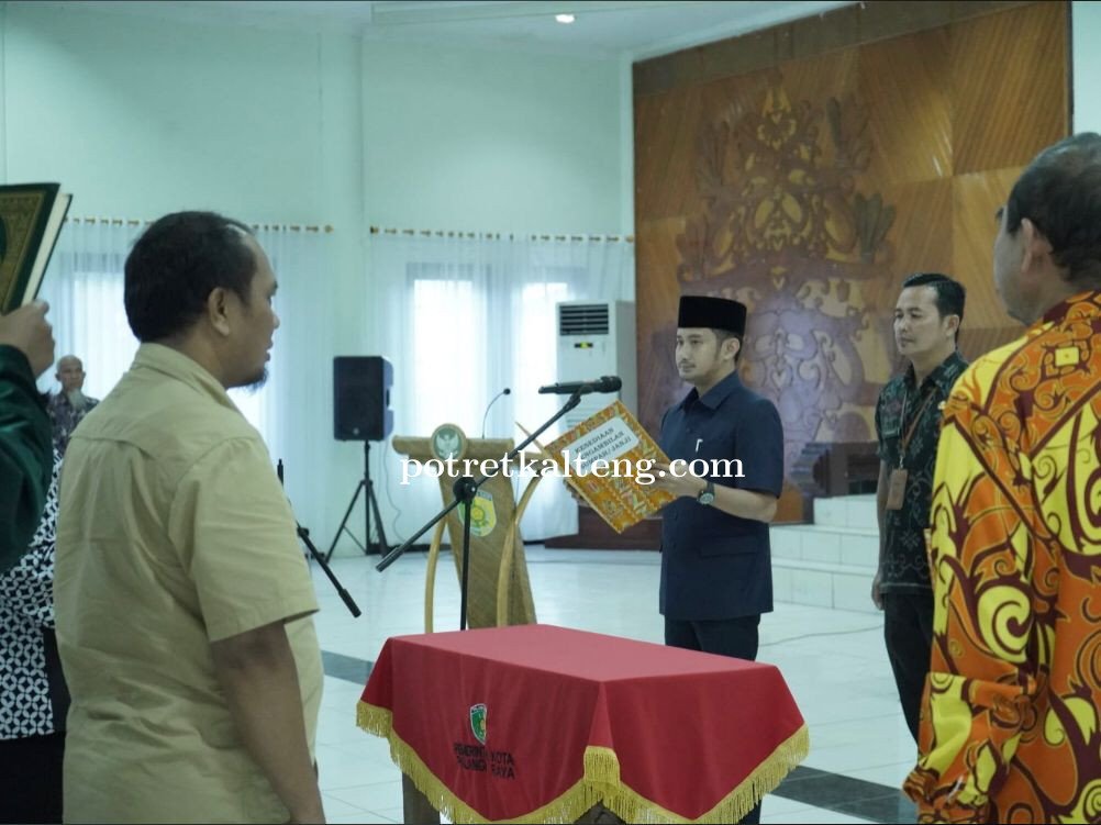 Walikota Palangka Raya Lantik 95 Pejabat Administrator dan Pengawas di Pemko