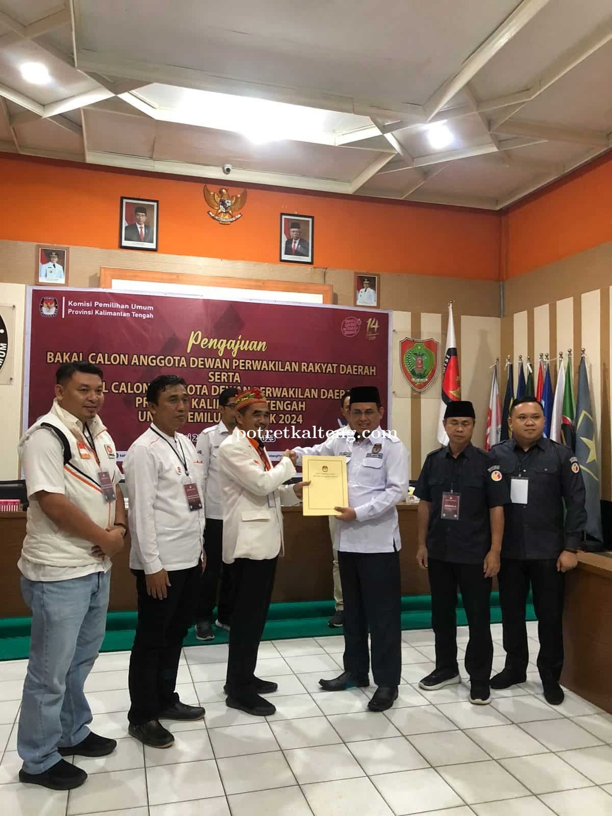 Partai PKS Menjadi Partai Pertama Yang Serahkan Berkas Bacaleg di KPU Kalteng