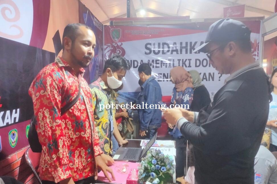 Disdukcapil Kalteng Buka Layanan Pendaftaran Indentitas Kependudukan Digital di Expo Kalteng 2023