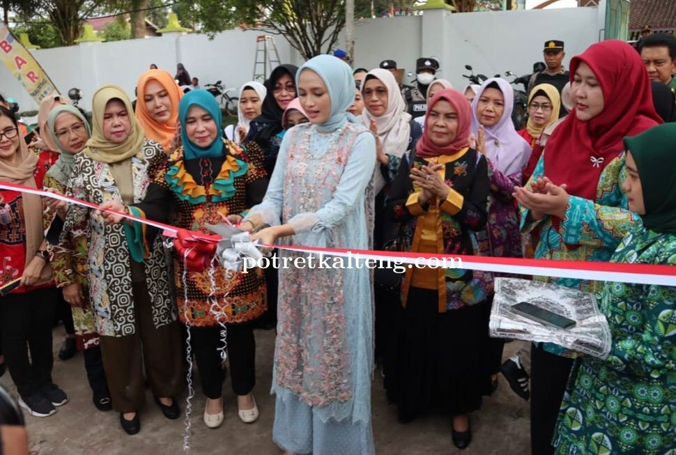 Ketua TP PKK Kalteng Buka Islamic Fair pada MTQH ke XXXI Tingkat Provinsi Tahun 2023