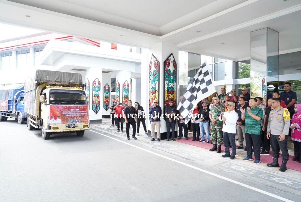 Gubernur Kalteng Lepas Keberangkatkan Bantuan 100 Ribu Paket Sembako untuk Banjir DAS Barito