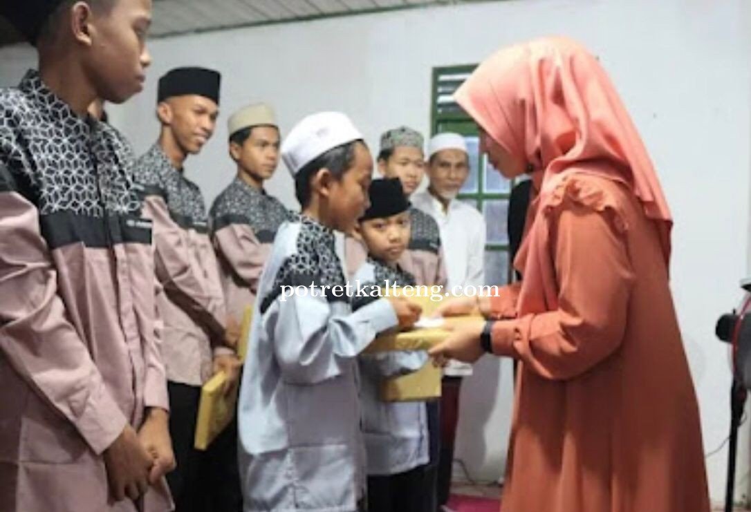Ketua TP PKK Barsel Buka Puasa Bersama Anak Panti Asuhan Baiturrahman Buntok