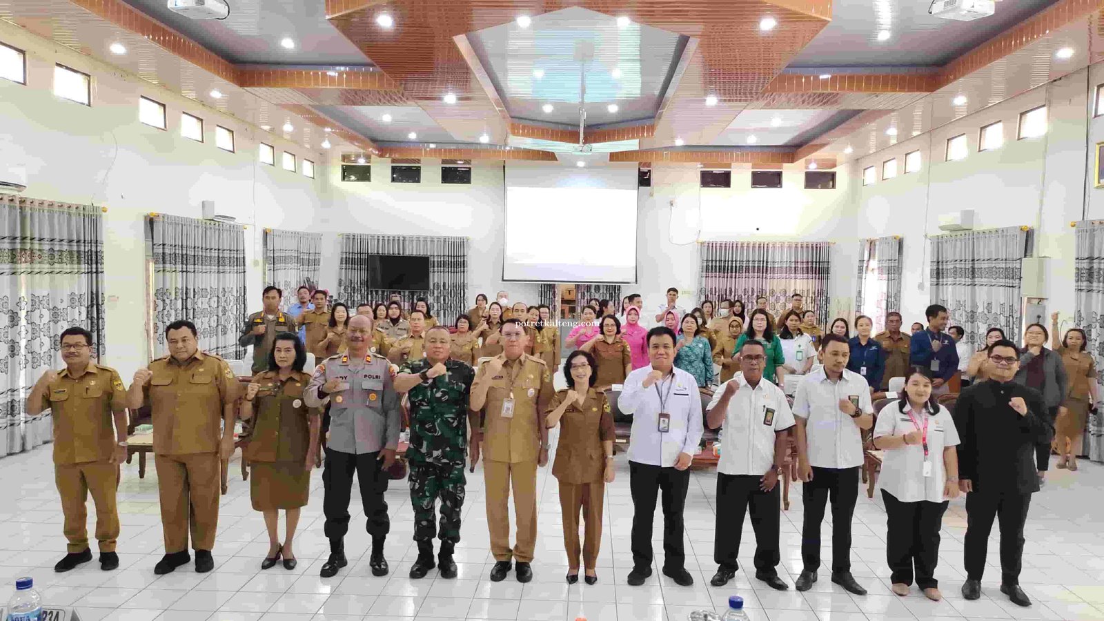 Pemkab Gunung Mas Adakan Pokja KKB dan Sosialisasi Bapak/Bunda Asuh Anak Stunting