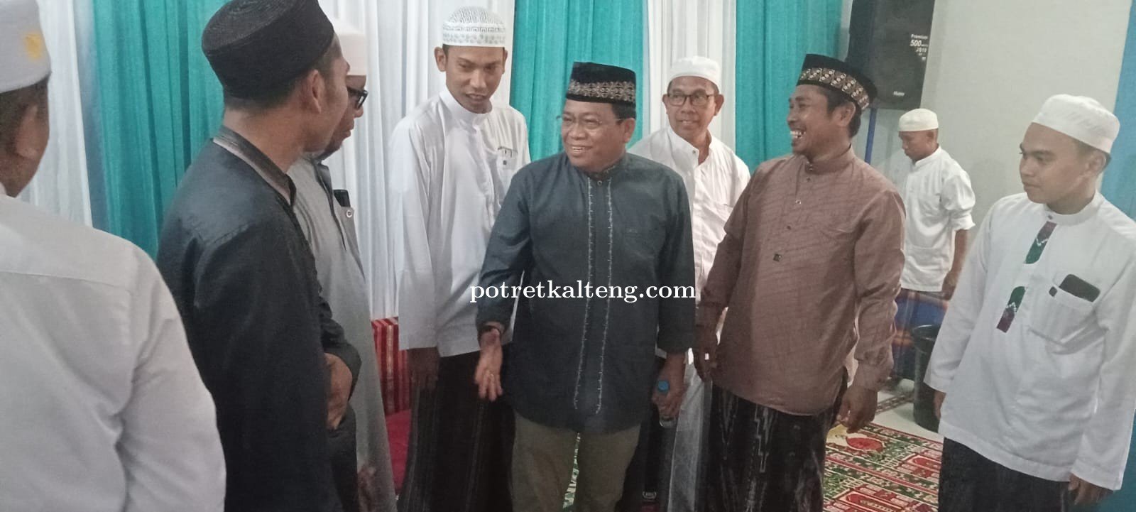 Bakal Calon Bupati Kapuas Erlin Hardi di Sambut Hangat Masyarakat Mandomai