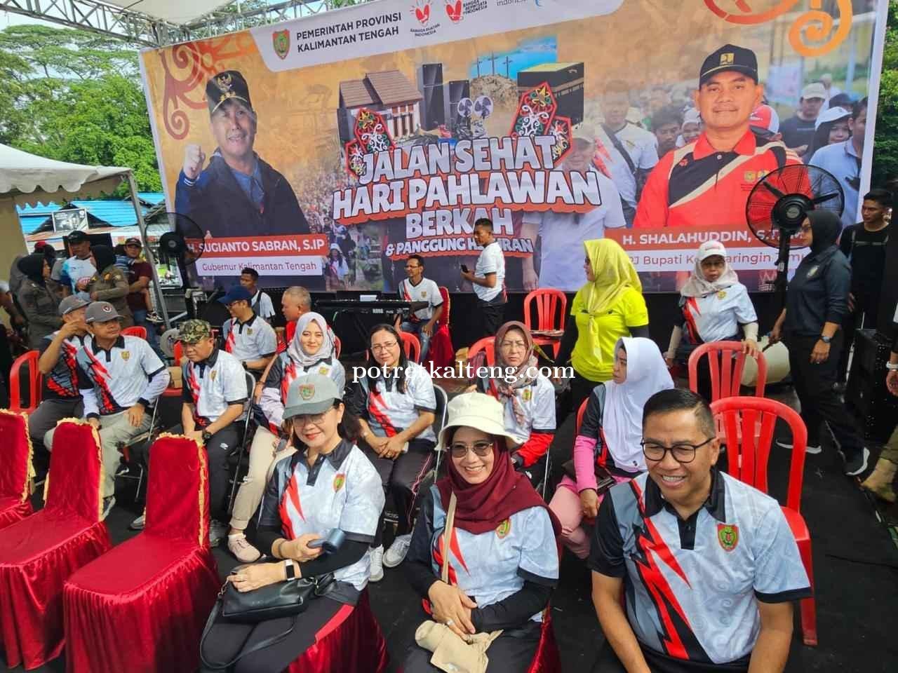 Dislutkan Kalteng Ikuti Jalan Sehat Bersama Gubernur Kalteng di Kotim