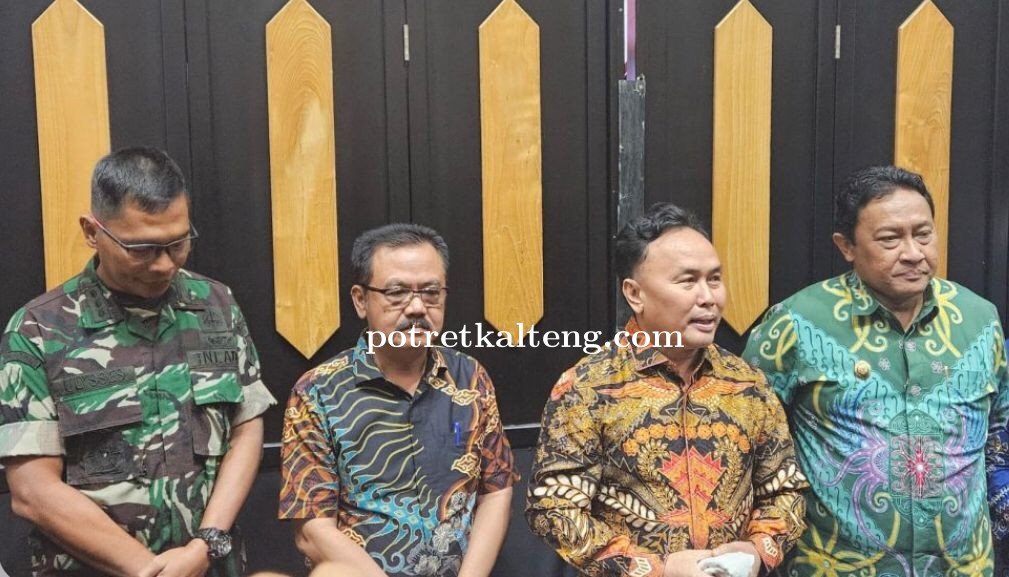 Gubernur Kalteng Hentikan Angkutan Kayu Log dan Batu Bara Lewati Jalan Provinsi Palangka Raya – Kuru