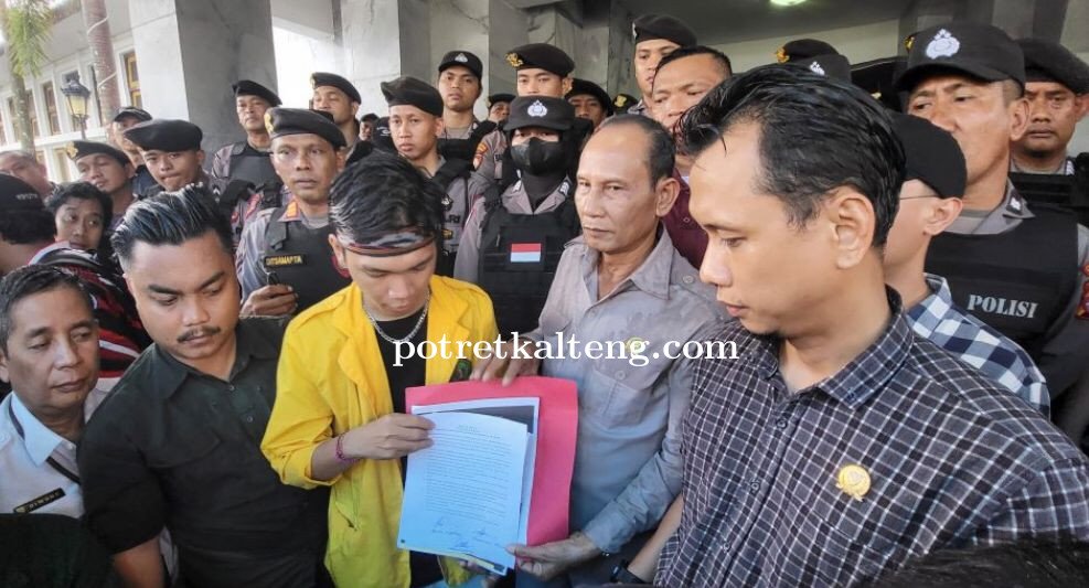 DPRD Provinsi Kalimantan Tengah Terima Aksi Mahasiswa Terkait Kebijakan Pendidikan dan Kesehatan