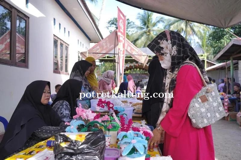 Camat Batumandi Dorong Pengembangan Pasar Lokal Desa Riwa