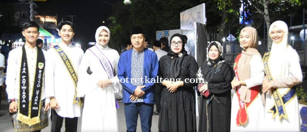 Pj. Bupati Barito Utara Lepas Lomba Pawai Mobil Hias dan Jalan Kaki Meriahkan Idul Fitri