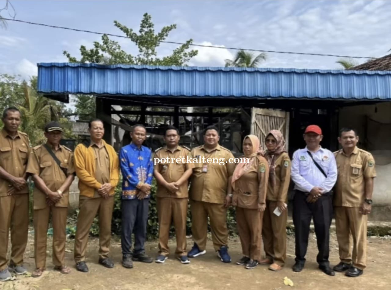 Camat dan DPRD Kapuas Kunjungi Korban Kebakaran di Tamban Lupak