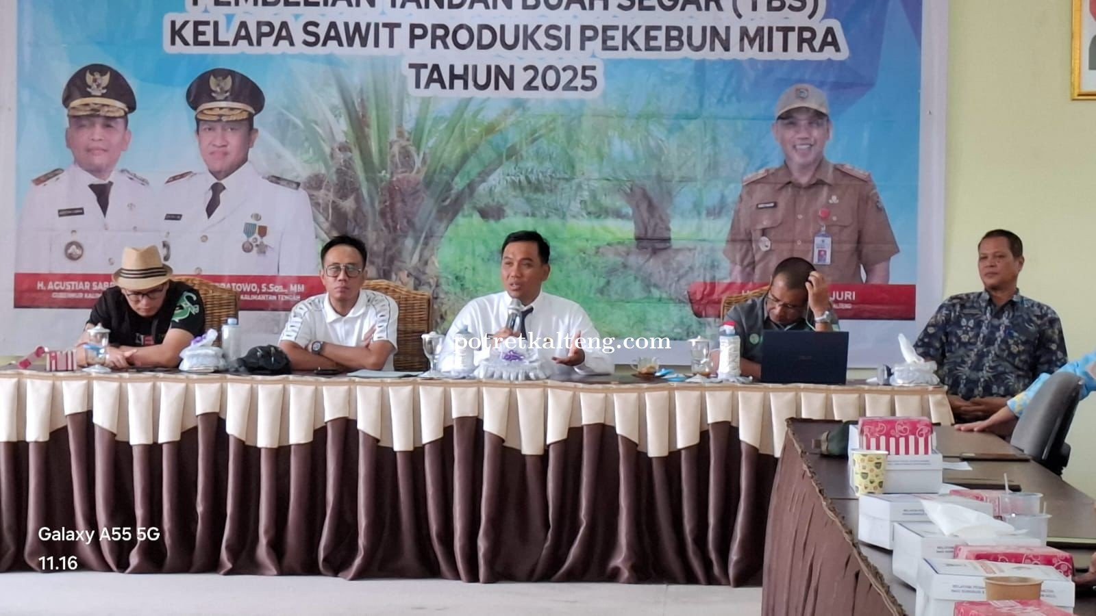 Harga TBS Sawit Kalteng Tertinggi se-Kalimantan, Disbun Gelar Rapat Penetapan Periode II Agustus 202