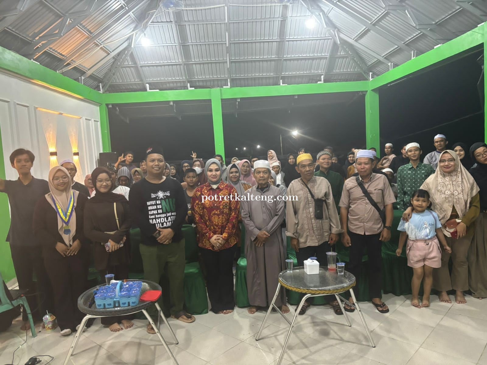 Anggota Anggota DPD RI Kalimantan Tengah Siti Aseanti Hadiri Nonton Bareng Film \'Sang Kiai\' yang D