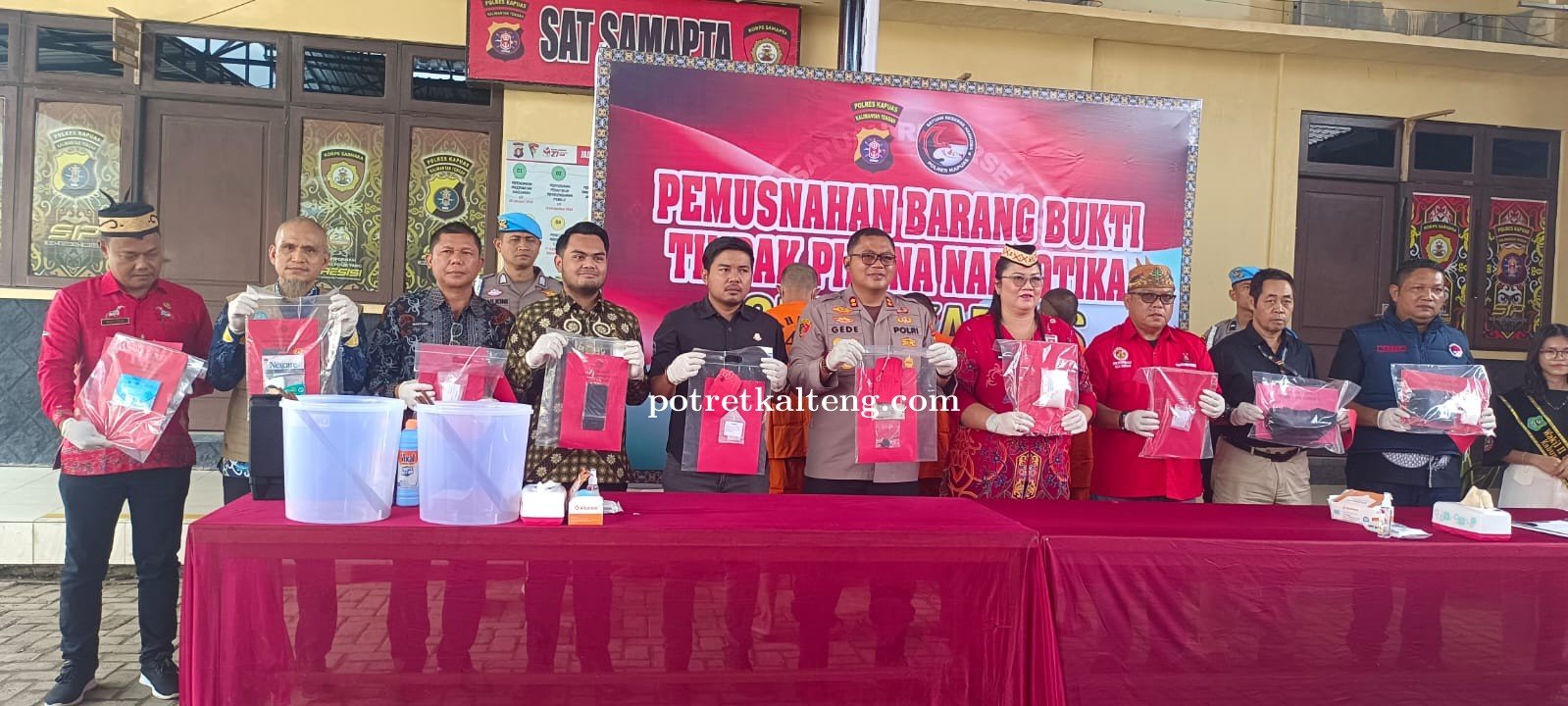 Polres Kapuas Musnahkan Ratusan Gram Sabu