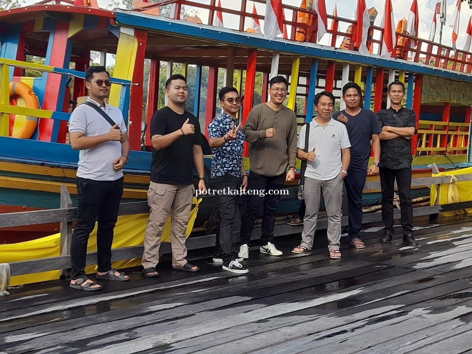 Wisata Susur Sungai Kahayan Jadi Pilihan Warga Palangka Raya Saat Libur Awal Tahun