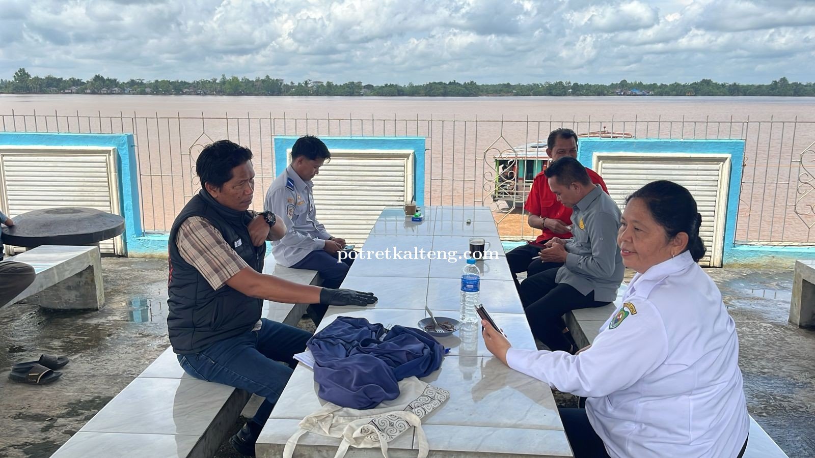 Empat ABK Feri Dermaga Selat Dites Urine, Polres Kapuas Pastikan Bebas Narkoba