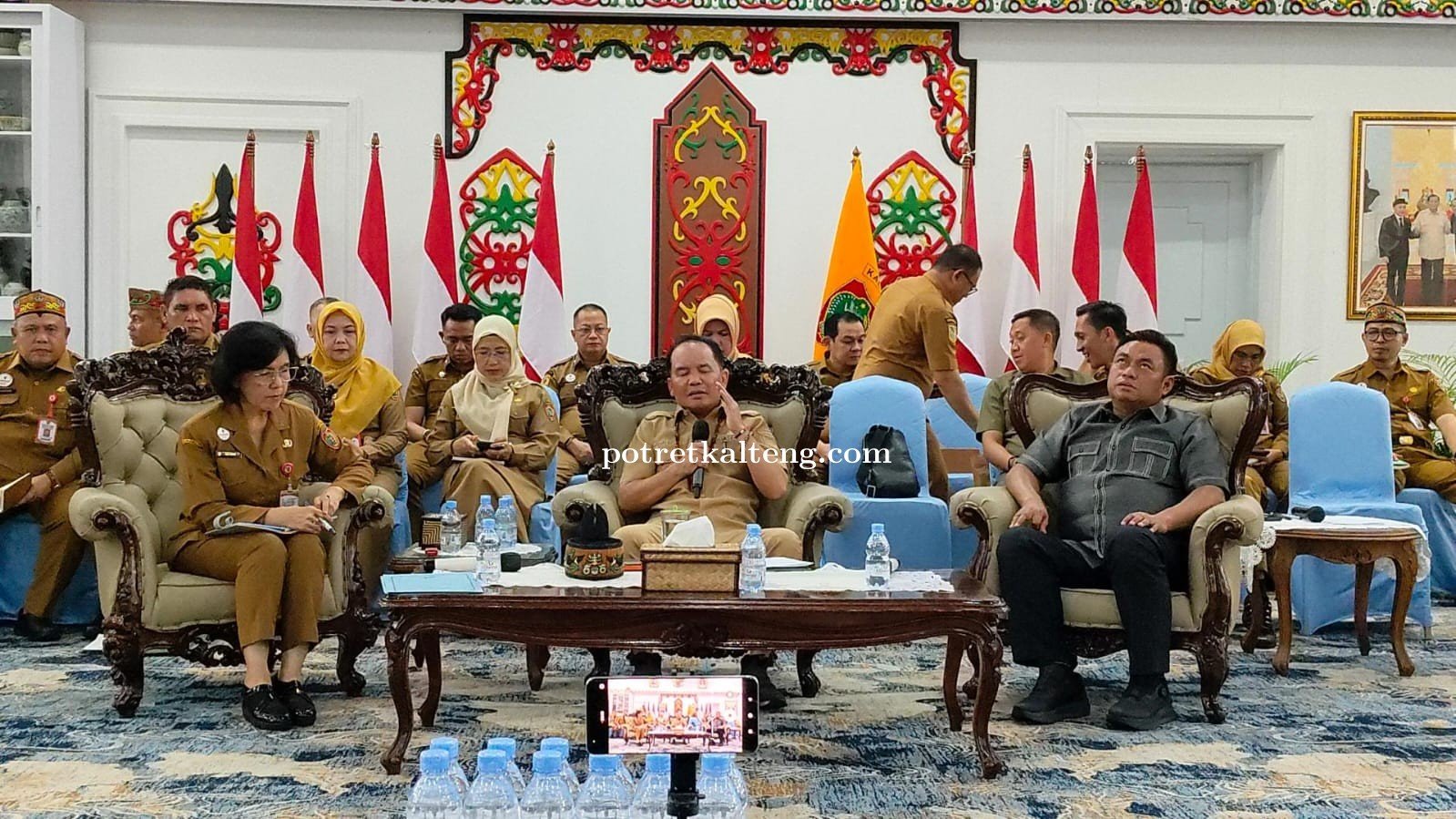 GUBERNUR KALTENG MINTA MAAF, AKUI CAT JALAN PROTOKOL BELUM OPTIMAL
