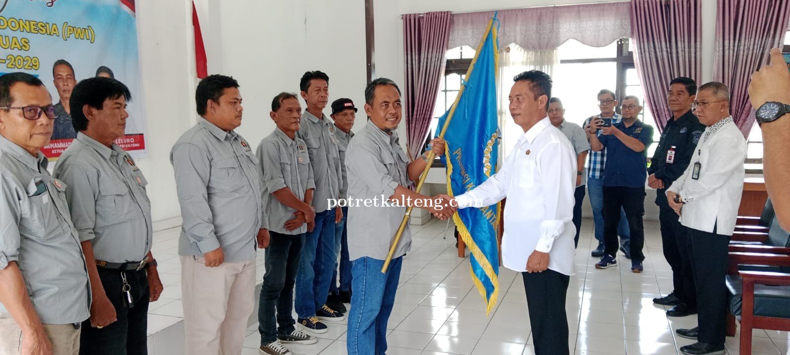 Nakhodai PWI Kapuas, Suhartoyo Berkomitmen Tingkatkan Profesionalisme Pers dan Integritas Wartawan