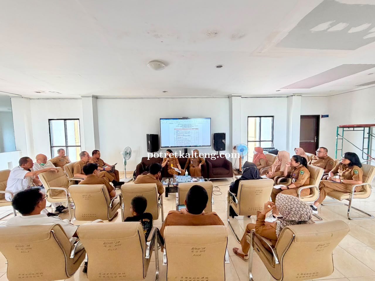 RSUD Kapuas Matangkan Akreditasi, Tim Internal Siap Hadapi Monitoring dan Evaluasi