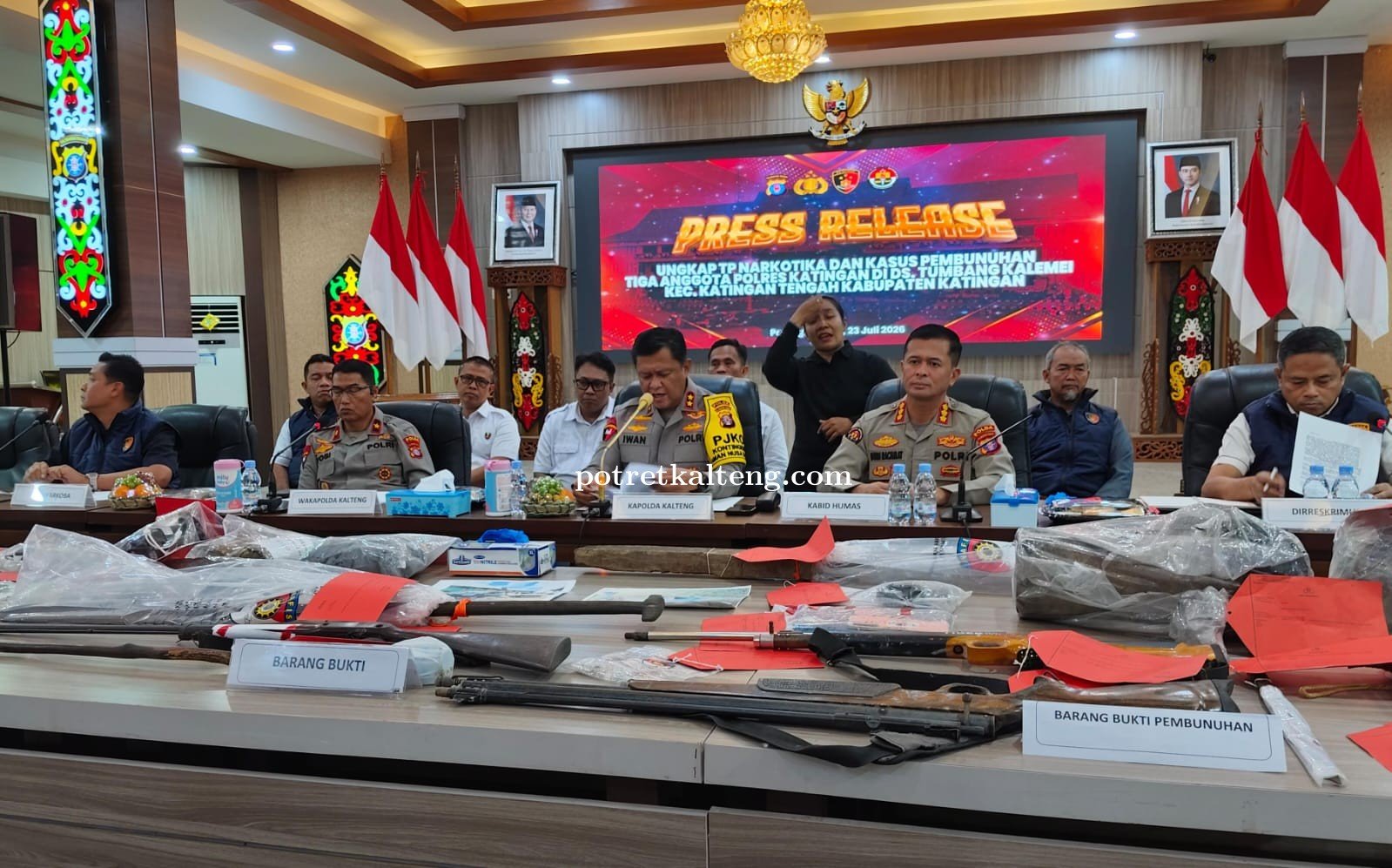9 TERSANGKA PENYERANG TIGA ANGGOTA POLISI DI KATINGAN TERANCAM HUKUMAN MATI