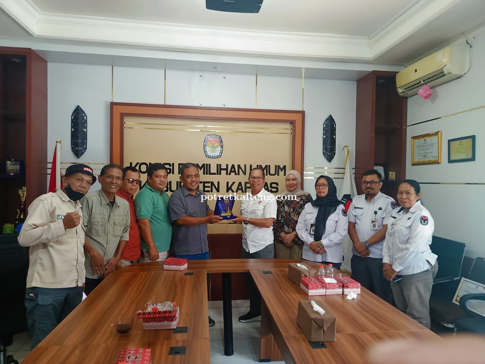 PWI Kapuas dan KPU Perkuat Sinergi Edukasi Demokrasi untuk Masyarakat