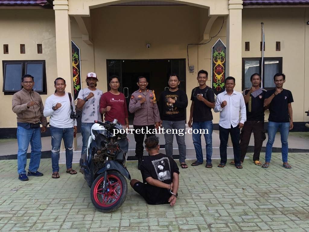 Seorang Pemuda Diamankan Polsek Selat dan Tim Resmob Polres Kapuas Karena Curi Handphone