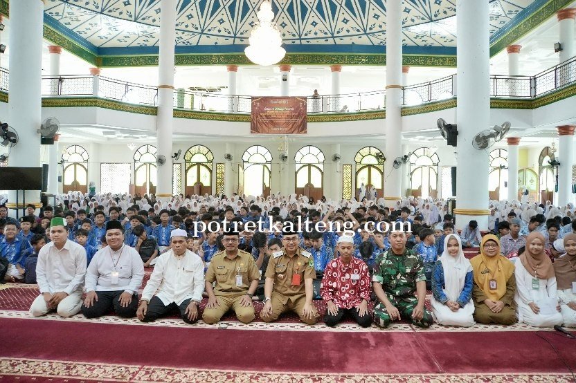 Asisten III Setda Kapuas Buka Pesantren Ramadan 1447 H di Masjid Agung Al-Mukarram Amanah