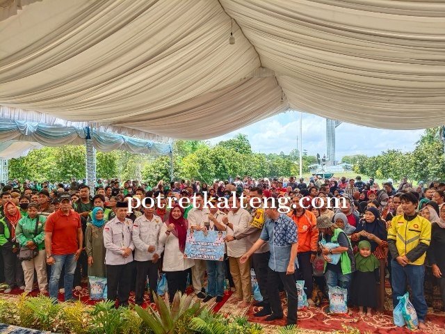 Gubernur Kalteng Salurkan Zakat ASN Rp200 Juta untuk Masyarakat