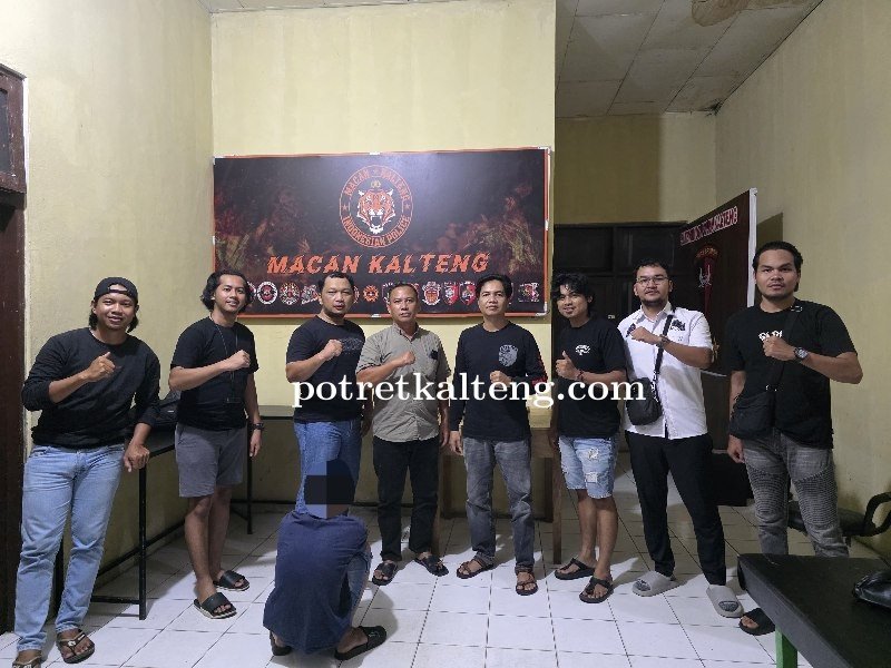 Tim Resmob Polres Kapuas Amankan Terduga Pencuri HP Milik PNS di Kapuas Barat