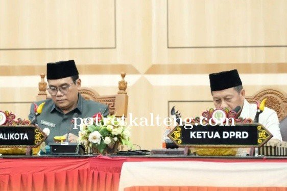 Fraksi-Fraksi DPRD Palangka Raya Sampaikan Pandangan Umum terhadap Raperda Bencana