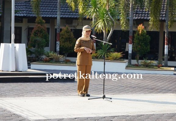 Pimpin Apel Senin, Kepala BKD Kalteng Ajak ASN Perkuat Disiplin dan Integritas