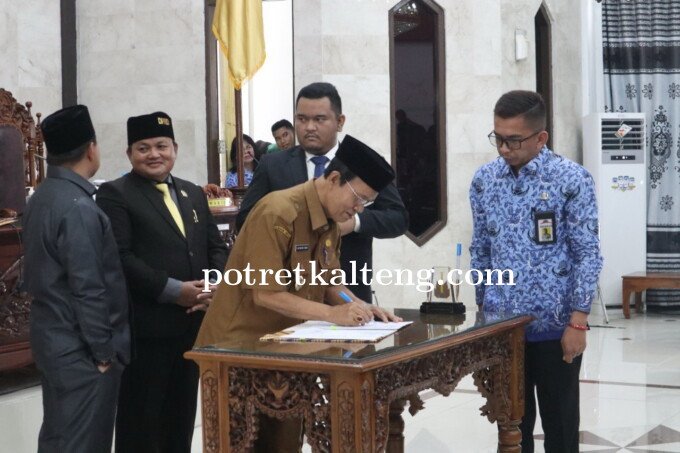 Raperda APBD 2023 Kabupaten Kapuas Disetujui Oleh Dewan