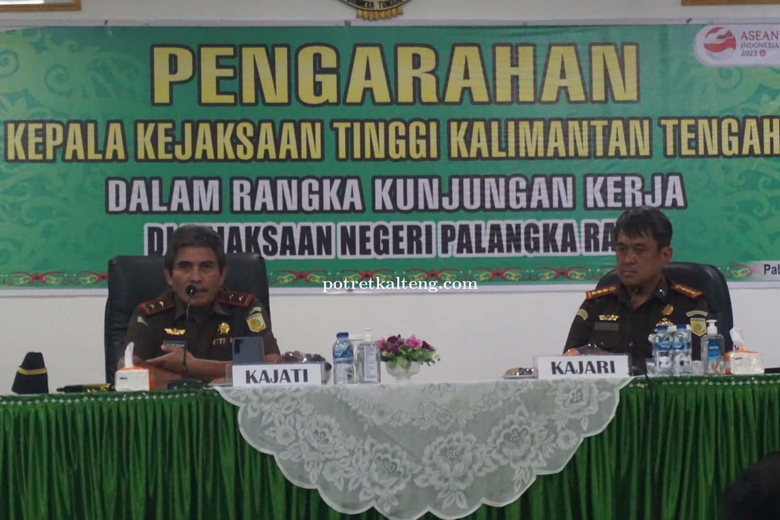 Kajati Kalteng Laksanakan Kunjungan Kerja ke Kejaksaan Negeri Palangka Raya