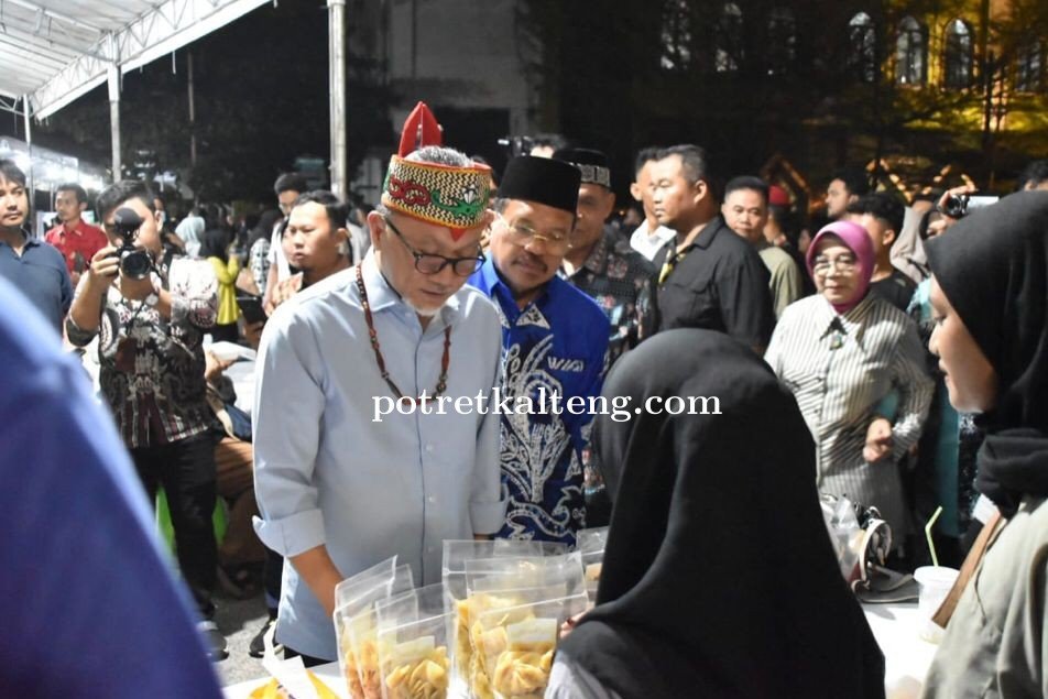 Bersama Menteri Perdagangan RI, Sekda Nuryakin Hadiri Night Market