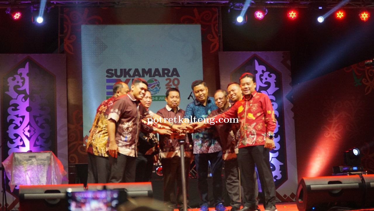 PJ. Bupati Sukamara Kaspinor Membuka Secara Langsung EXPO Sukamara 2024.