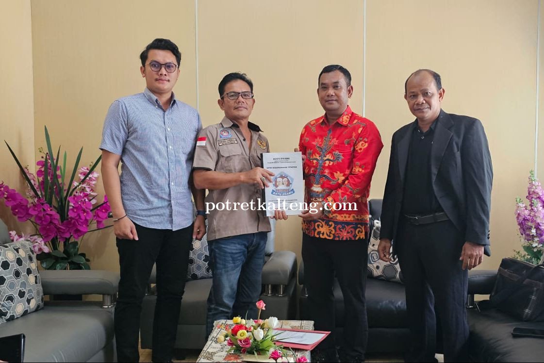 Komitmen Kawal Program Presiden, DPW Ratu Prabu Kalteng Terima Berkas Keberadaan di Kesbangpol